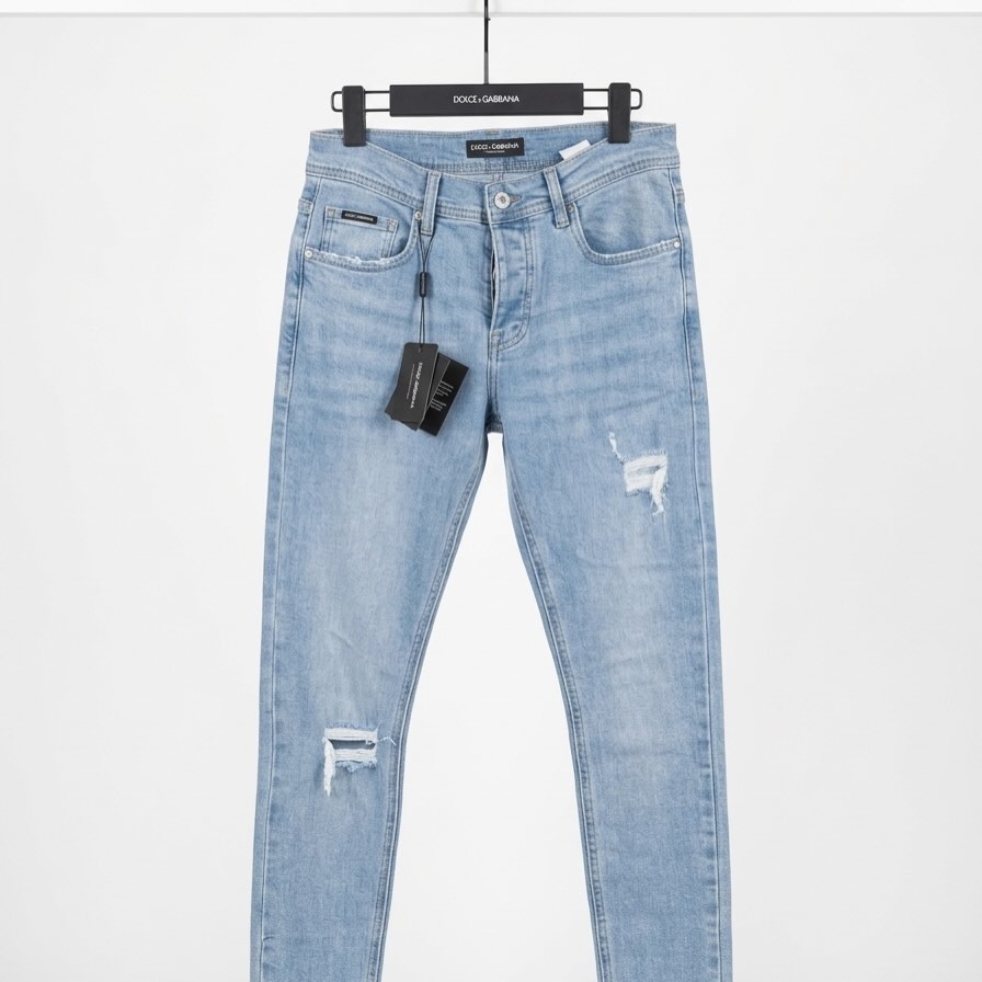 T D&G - 1010 (1).jpg