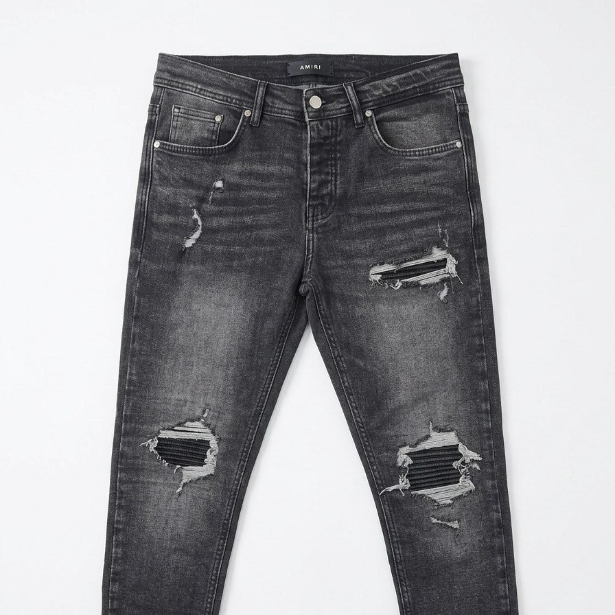 T Amiri