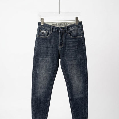 T BALENCIAGA 1 - 1050 (1).jpg