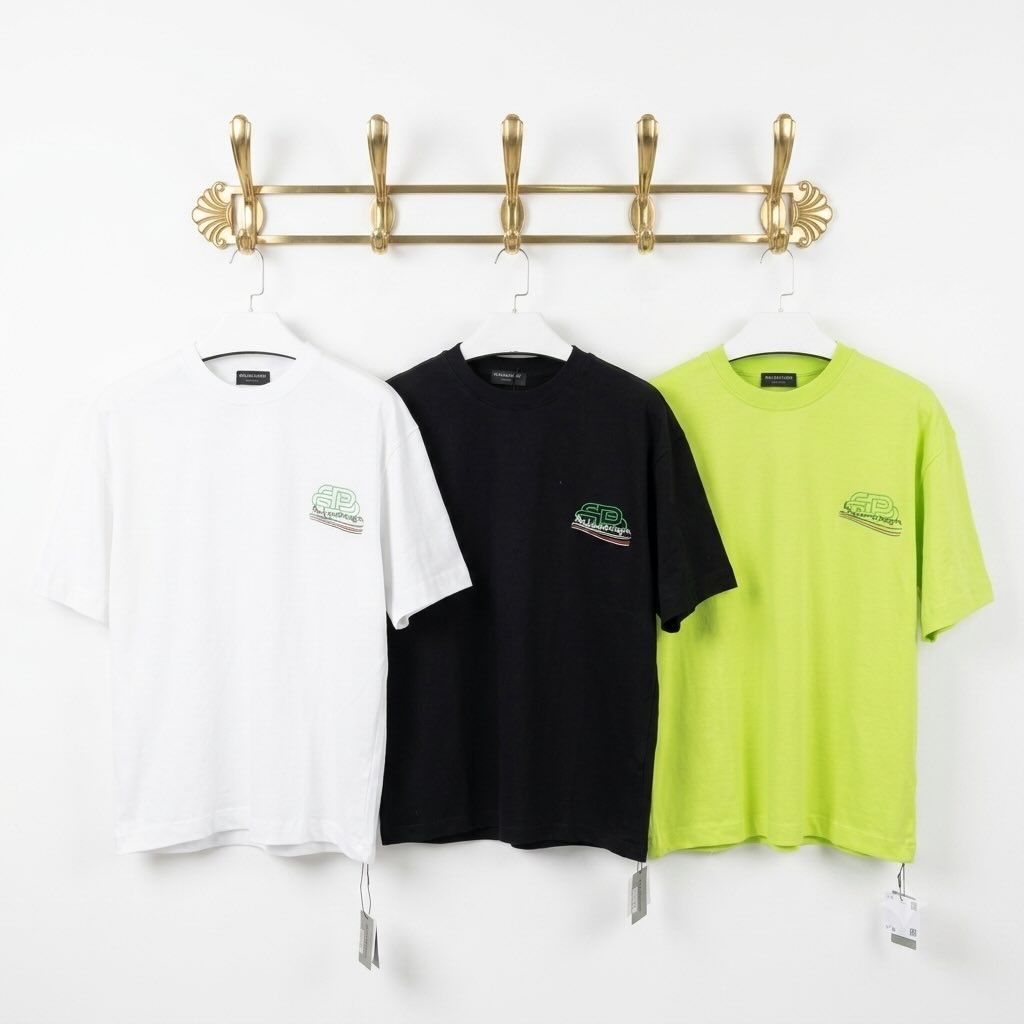 Tshirt Balenciaga933