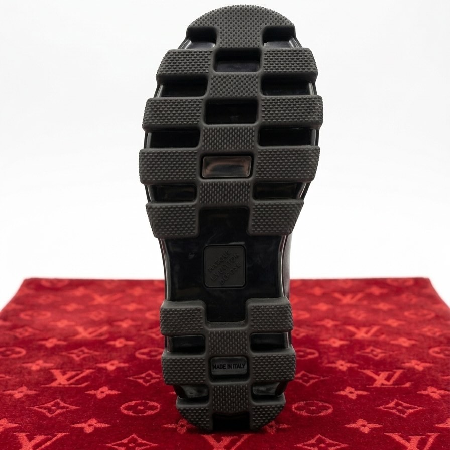 shoes LV 2 - 9005 (3).jpg